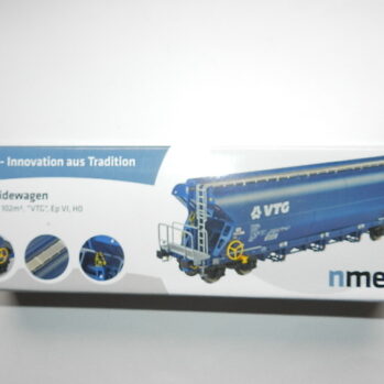 NME 506693 Getreidewagen Tagnpps 102m³ VTG Ep.VI mit Schlusslicht