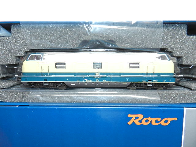 Roco 71088  71089 DB Diesellokomotive 221 124-1