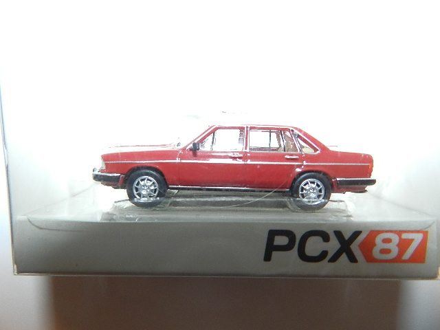 Brekina PCX 870067 Audi 100 C2 dunkelrot