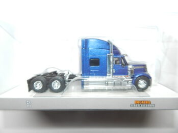 Brekina 85828 International Lonestar, blau met.