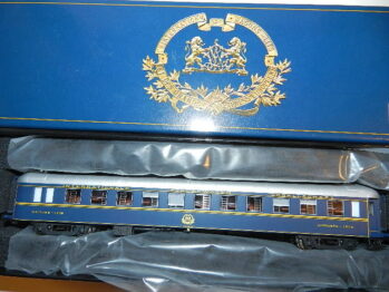 ACME 51021 Schlafwagen Typ Ub der CIWL  DB Ep. IV