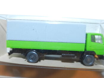 Wiking 431/4 Mercedes-Benz LP 814 Pritschen-Lkw grün  unbeschriftet