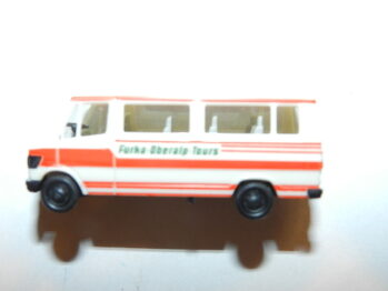 Herpa Mercedes MB 307 D Bus FURKA OBERALP TOURS
