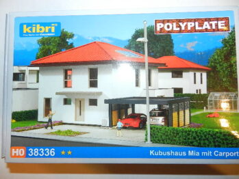 Kibri 38336 Spur H0 Kubushaus Mia mit Carport - Polyplate Bausatz