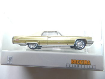 Brekina 18126 Cadillac Coupé de Ville gold/elfenbein
