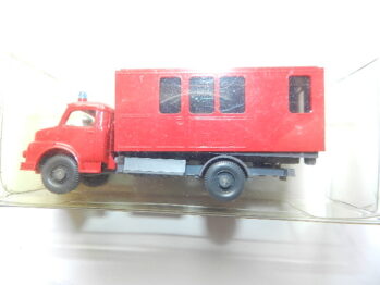 Wiking  Mercedes MB  Rundhauber Absetzcontainer mit Eckfenster rot