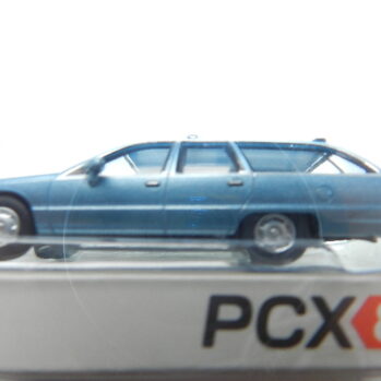 Brekina PCX 870455 Caprice Station Wagon blau met.