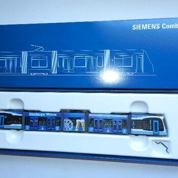 Rietze Straßenbahn  STRA 01108 Siemens Combino 5tlg. SWU Ulm