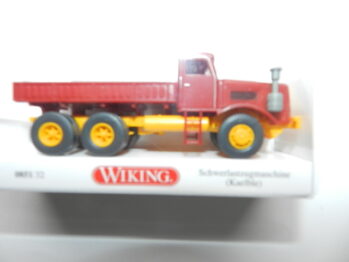 Wiking 0851 32 Schwerlastzugmaschine Kaelble - purpurrot  085132