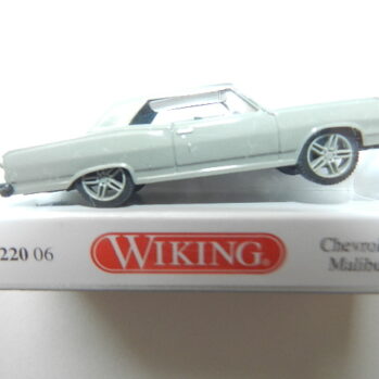 Wiking  0220 06 Chevrolet Malibu - betongrau  022006