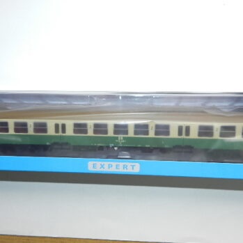 Piko 28004 Halberstädter Mitteleinstiegswagen 2. Klasse DR Ep.IV