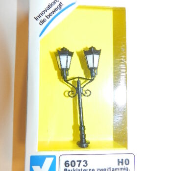 Viessmann 6073 H0 Parklaterne zweiflammig, schwarz, 2 LEDs warmweiß