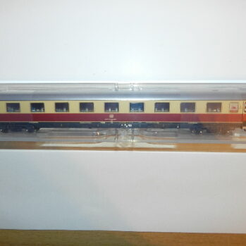 Roco 6200126 - Schnellzugwagen 1. Klasse „Rheingold“, AKE