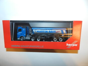Herpa  317979 Volvo FH FD Thermomulden-Sattelzug Martin Baur" (Baden-Württemberg/Ertingen-Binzwangen)