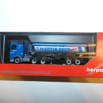 Herpa 317979 Volvo FH FD Thermomulden-Sattelzug Martin Baur" (Baden-Württemberg/Ertingen-Binzwangen)