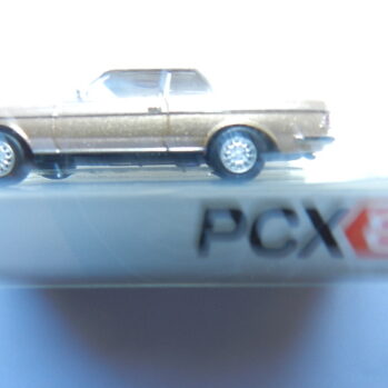 Brekina PCX 870797 Mercedes MB C 123 gold