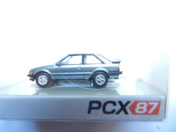 Brekina PCX 870790 Ford Escort MK III XR3i grau met.