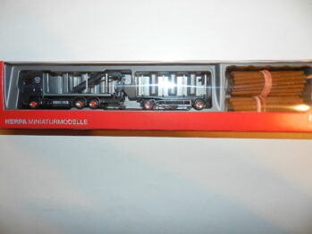 Herpa 320078 - Mercedes-Benz Arocs 18 Bigspace Holztransporter-Hängerzug "Jürgen Ehrmann Transporte"