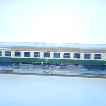 Roco 6200116 Schnellzugwagen 2. Klasse, DR Ep.IV