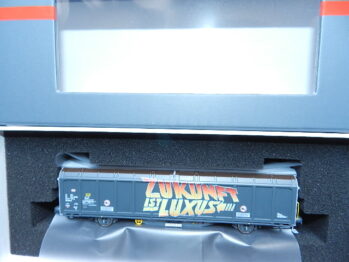 Hobbytrain H45104 - Schiebewandwagen Hbbillns SBB, Ep.VI, Graffiti-Serie (2)