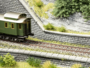 NOCH 14236 - Mauerabschlusskanten 5 Stück aus Struktur-Hartschaum, 9,8 x 1 cm 0,4 cm hoch