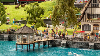 NOCH 14264 - Event-Pavillon “Fischersteg” 12,9 x 5,2 cm, 7,1 cm hoch