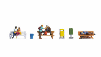 NOCH 15238 - Menschen auf Bänken