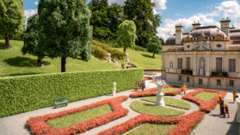 NOCH 21518 - Hecken, hoch grün, 2 Stück, 4 x 1 cm, je 50 cm lang