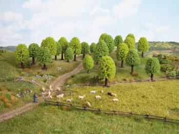 NOCH 32901 - Laubbäume 10 Stück, 3,5 - 5 cm hoch