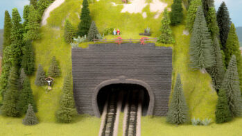 NOCH 44800 - Vorsatz-Portal 2-gleisig, zur Reduzierung von N auf Z, 2 Stück 9 x 7 cm