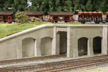 NOCH 58091 - Beton-Portal 1 - gleisig 7.1 x 10.1 cm