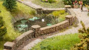 NOCH 58282 - Mauern aus Sandstein Mauerhöhe 1,9 cm, Pfeilerhöhe 2,4 cm, Mauerlänge gesamt 104 cm