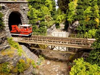 NOCH 67024 - Brückenfahrbahn, gerade mit Brückenköpfen