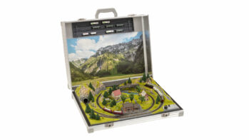 NOCH 88313 - Modellbahnkoffer “Serfaus” mit Märklin® mini-club Gleisen