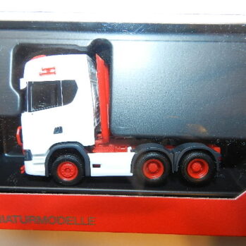 Herpa 314053-006 Scania CS 20 HD Zugmaschine 3achs (6x4), weiß/rot
