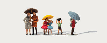 Merten 212186 - Passanten im Regen