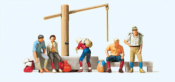 Preiser 10441 - H0 Rastende am Dorfbrunnen