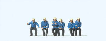 Preiser 14207 - H0 Sitzende Feuerwehrmänner