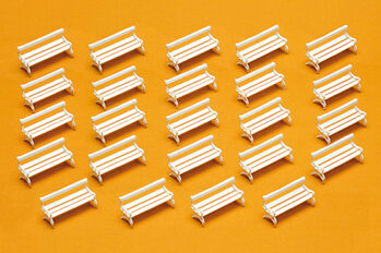 Preiser 17200 - H0 Parkbänke. 24 Stück. Bausatz