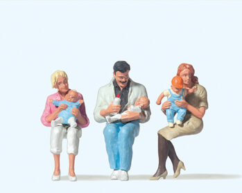 Preiser 45024 - G Sitzende Eltern mit Kindern