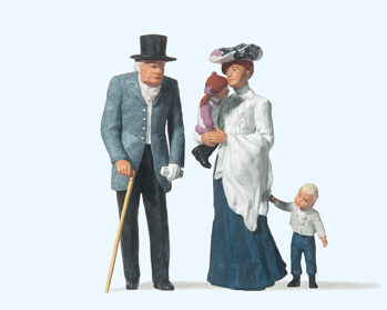 Preiser 45066 - G Alter Herr, Dame mit Kindern