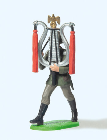 Preiser 56087 - 1:25 Musiker im Marsch, mit Lyra