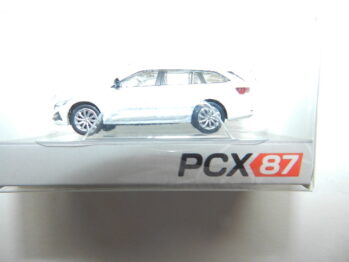 Brekina  PCX 870596 Skoda Octavia Kombi weiss