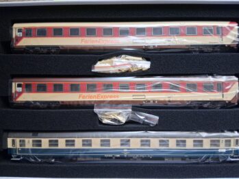 Pi.R.A.T.A. PI9601 Spur H0 3-tlg. Set 2 TUI Ferien Express Sets "Alpen –See", Epoche IV/V