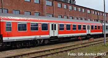 PIKO 28008 - Halberstädter Mitteleinstiegswagen By 2. Klasse DB AG V