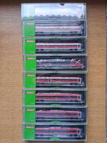 Arnold HN2620D +HN3513 Spur N Hochgeschwindigkeitszug „Frecciarossa 1000“ mit „Ducati“-Werbung, 8-tlg. der FS, Epoche VI